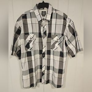 noiz NWT Men’s Short Sleeve plaid button up shirt size 4XL black